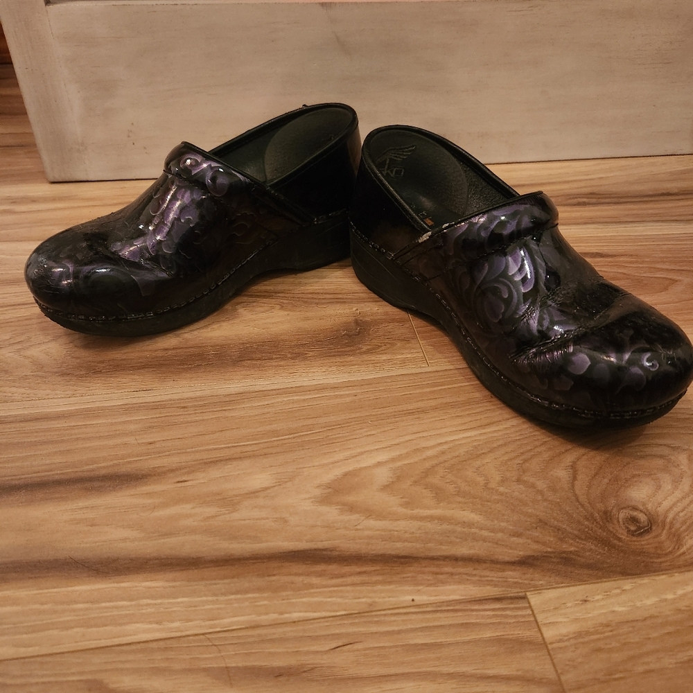 Dansko XP Clogs - Picture 2 of 7